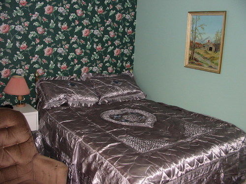 Cadboro Bay Bed & Breakfast Виктория Екстериор снимка